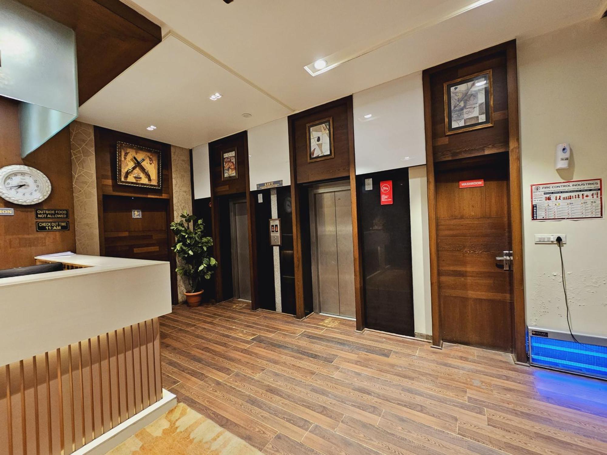 Hotel Prime Safari جايبور المظهر الخارجي الصورة